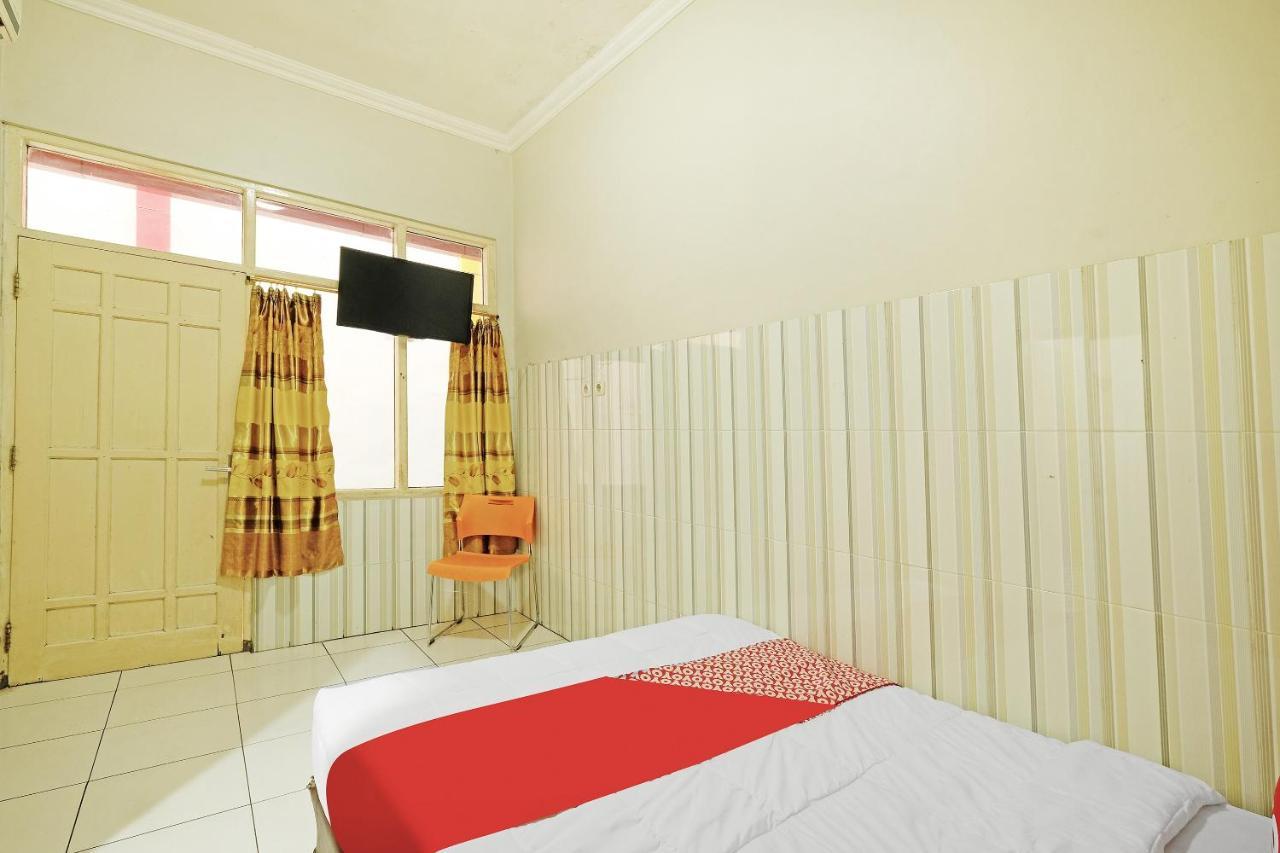 Oyo 91453 Hotel Srikandi Gejayan Maguwo 外观 照片
